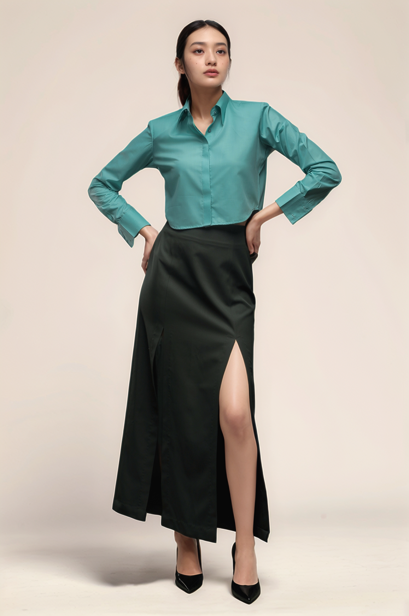 Green Slit Long Skirt