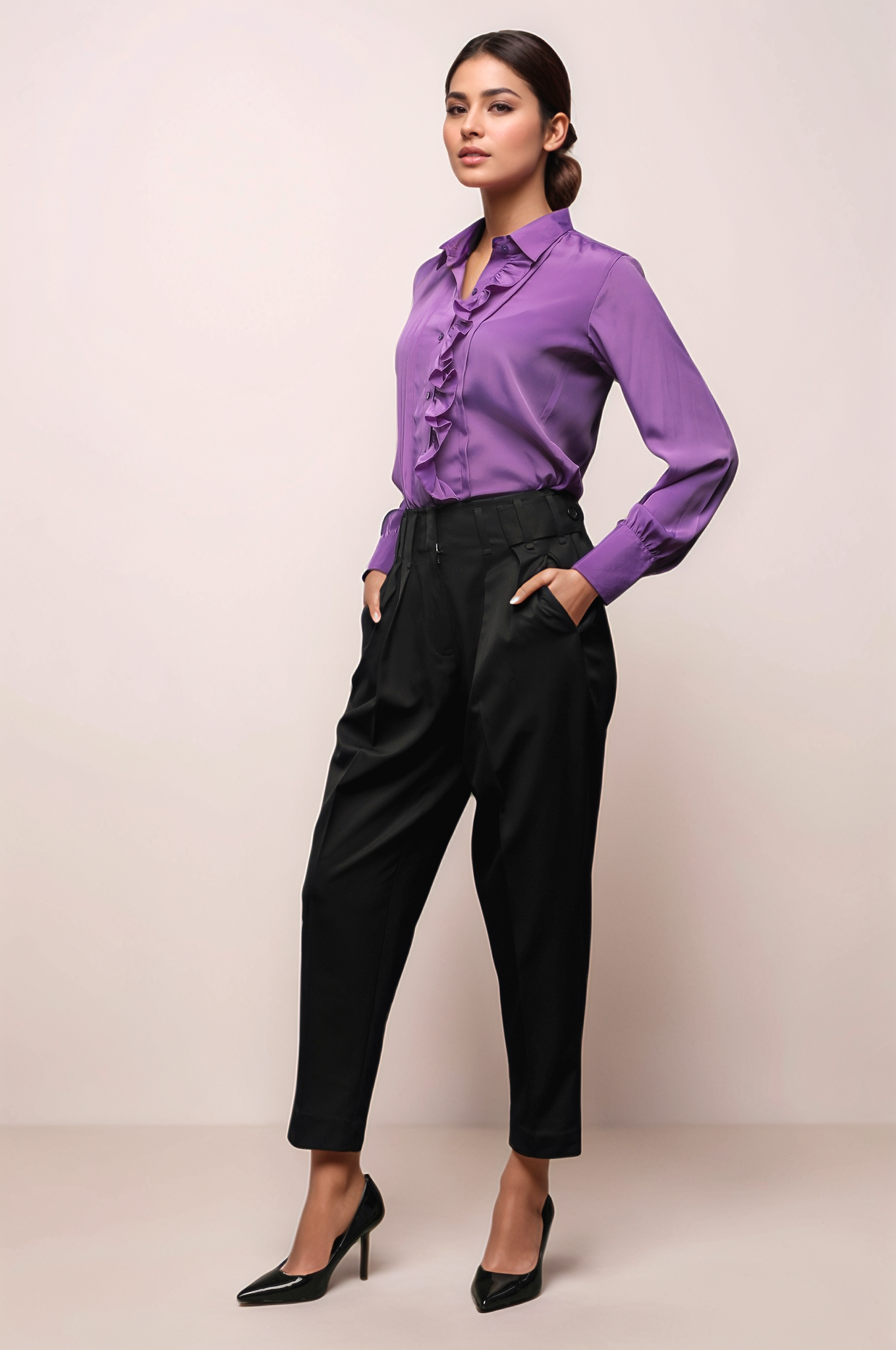 Black Baggy Cropped Trouser