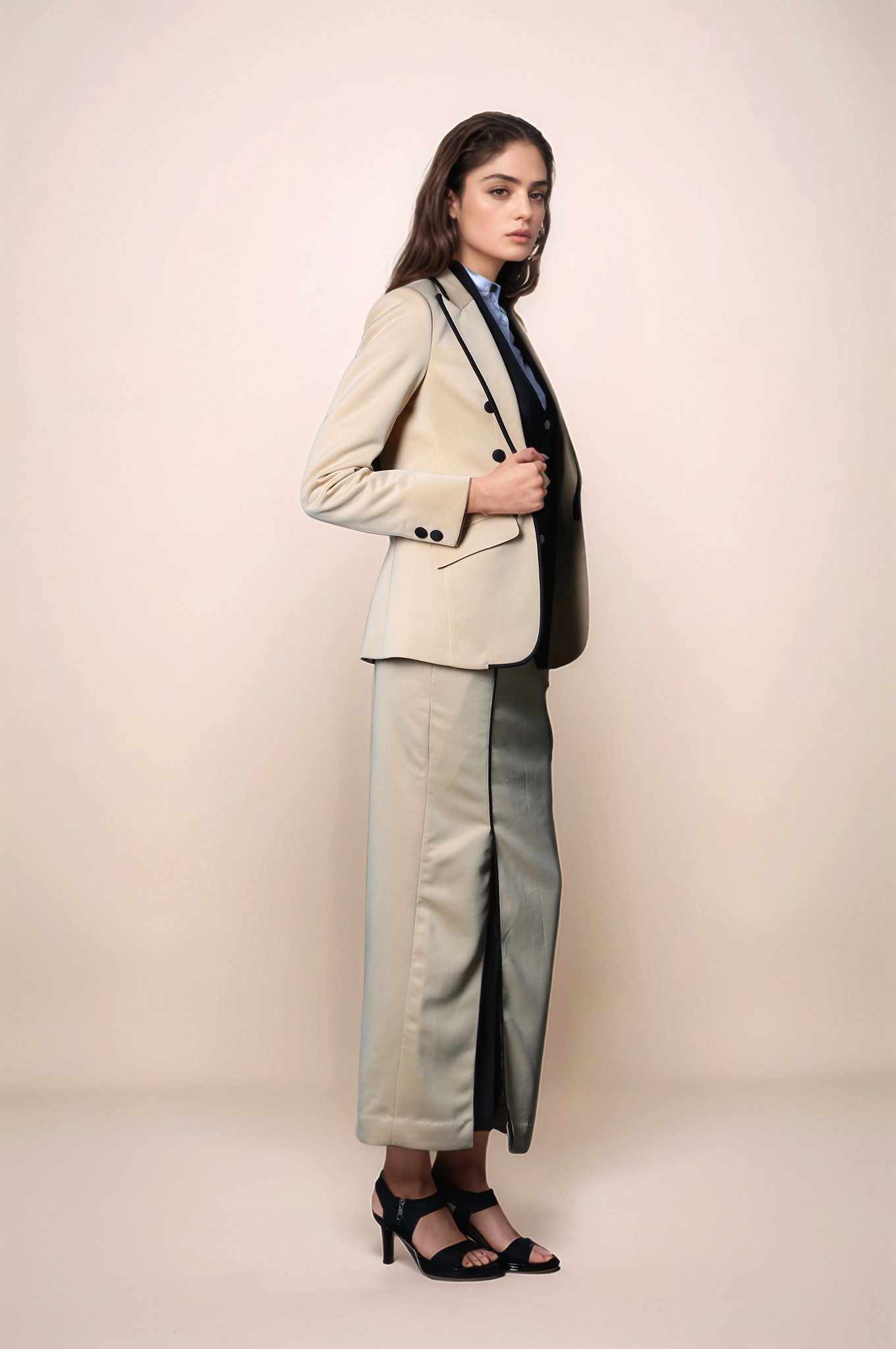 Beige Piping Blazer