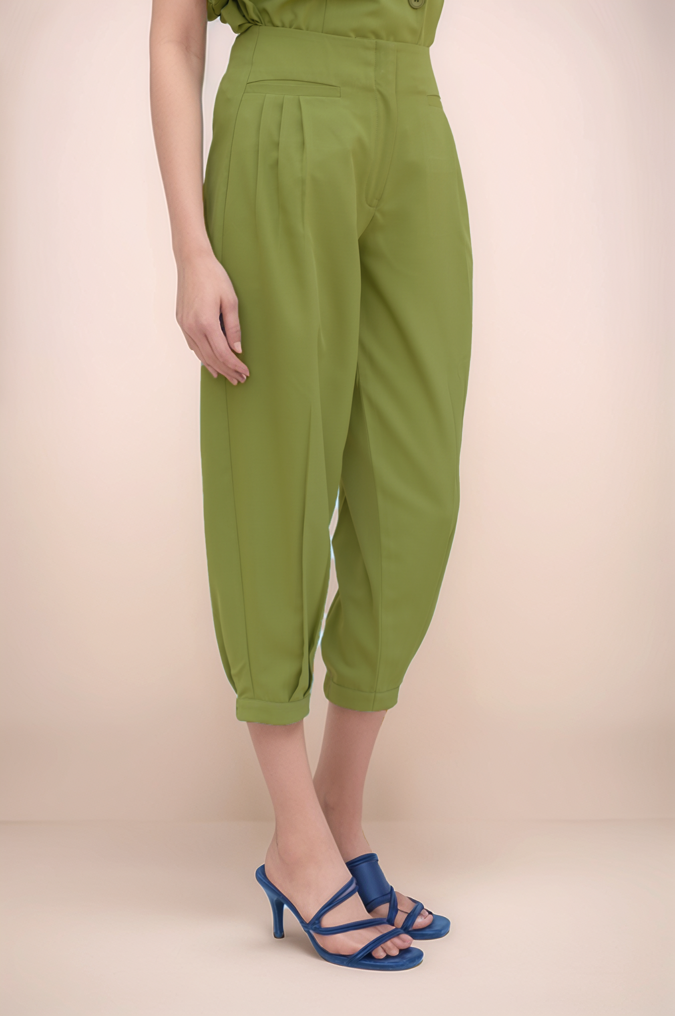 Sage Green Cropped Pant