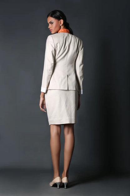 Beige V-Neck Layered  & Beige Front Buttoned Suit